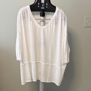 Relaxed V-Neck Short Sleeve Tee - White